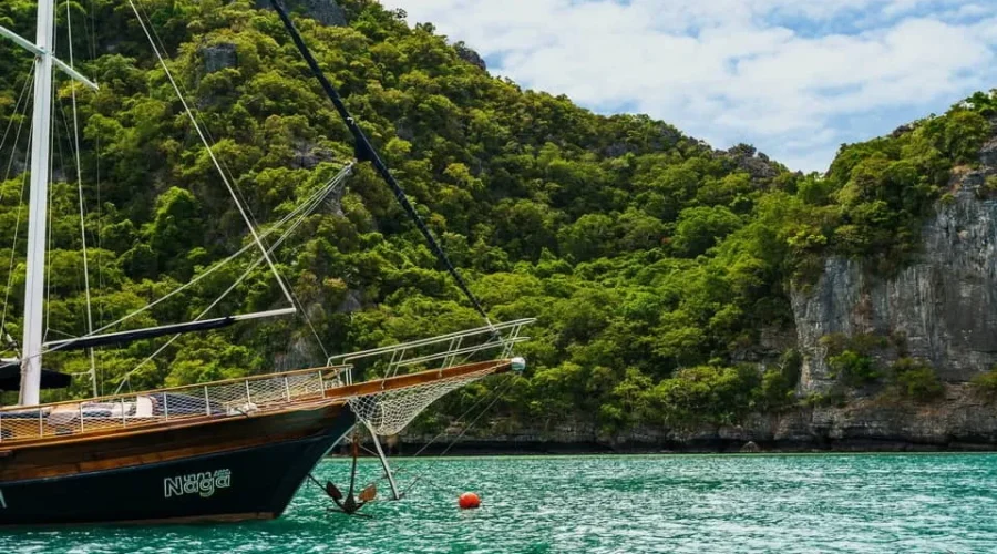 Angthong-Naga-Boutique-Yachting-Koh-Samui-35-optimized
