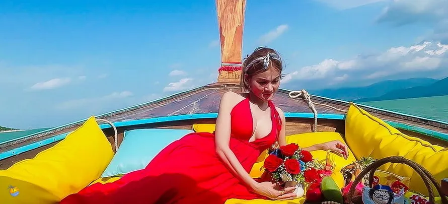 NP_Private Luxury Longtail Boat 2