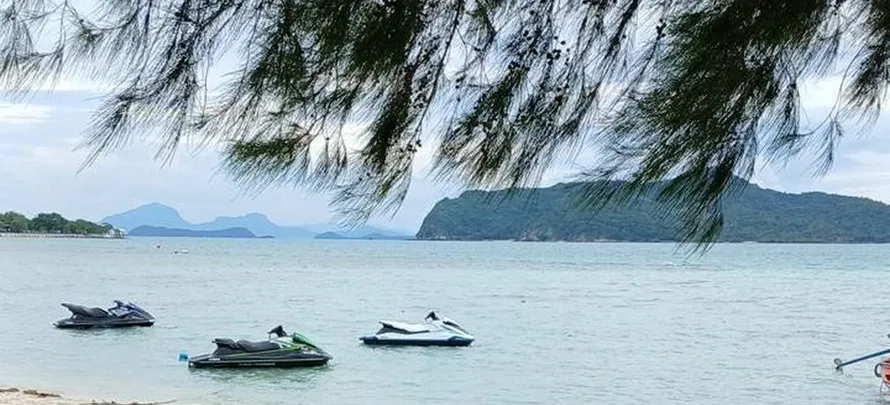 Sab Somwang Private Jet Ski5